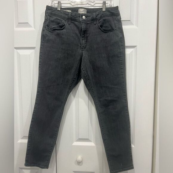 Universal Thread black high rise skinny jeans size 14/32 R - Picture 3 of 11